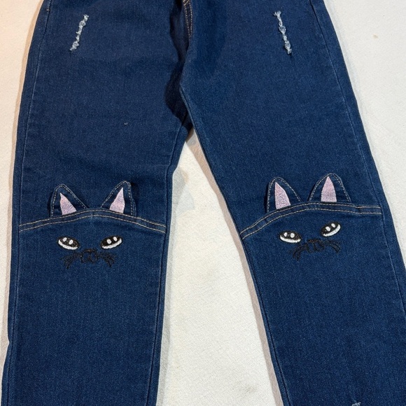 YWBY  Girls Stretch Blue Jeans with Cat Embroidery Accents Pull-on High Rise - Picture 4 of 13